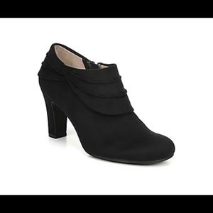 Life stride Corie Bootie